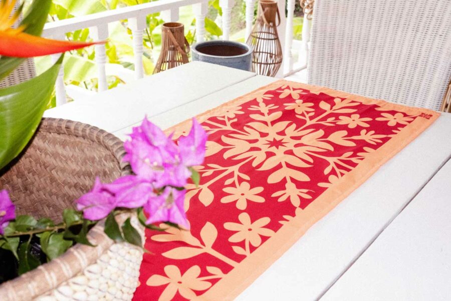 Aimata Tahiti Bed runner / Table runner Tiare Red and Orange