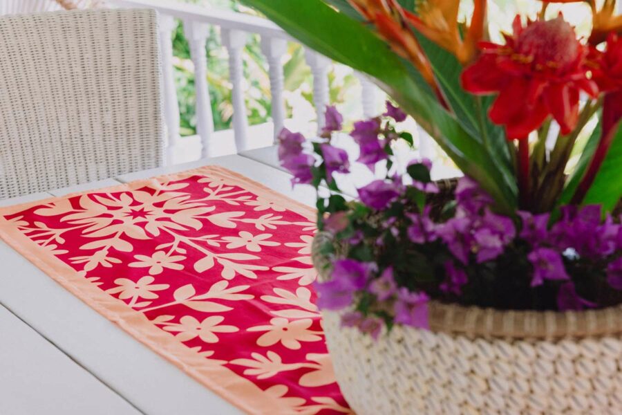 Aimata Tahiti Bed runner / Table runner Tiare Red and Orange